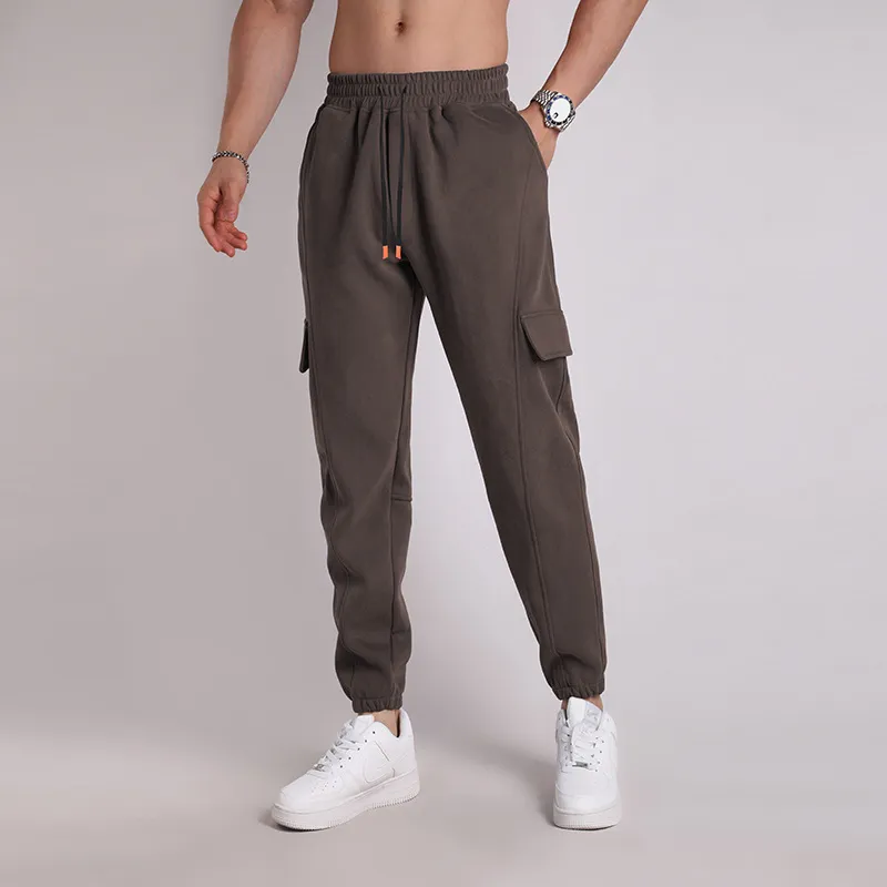 Men's cargo court joggers