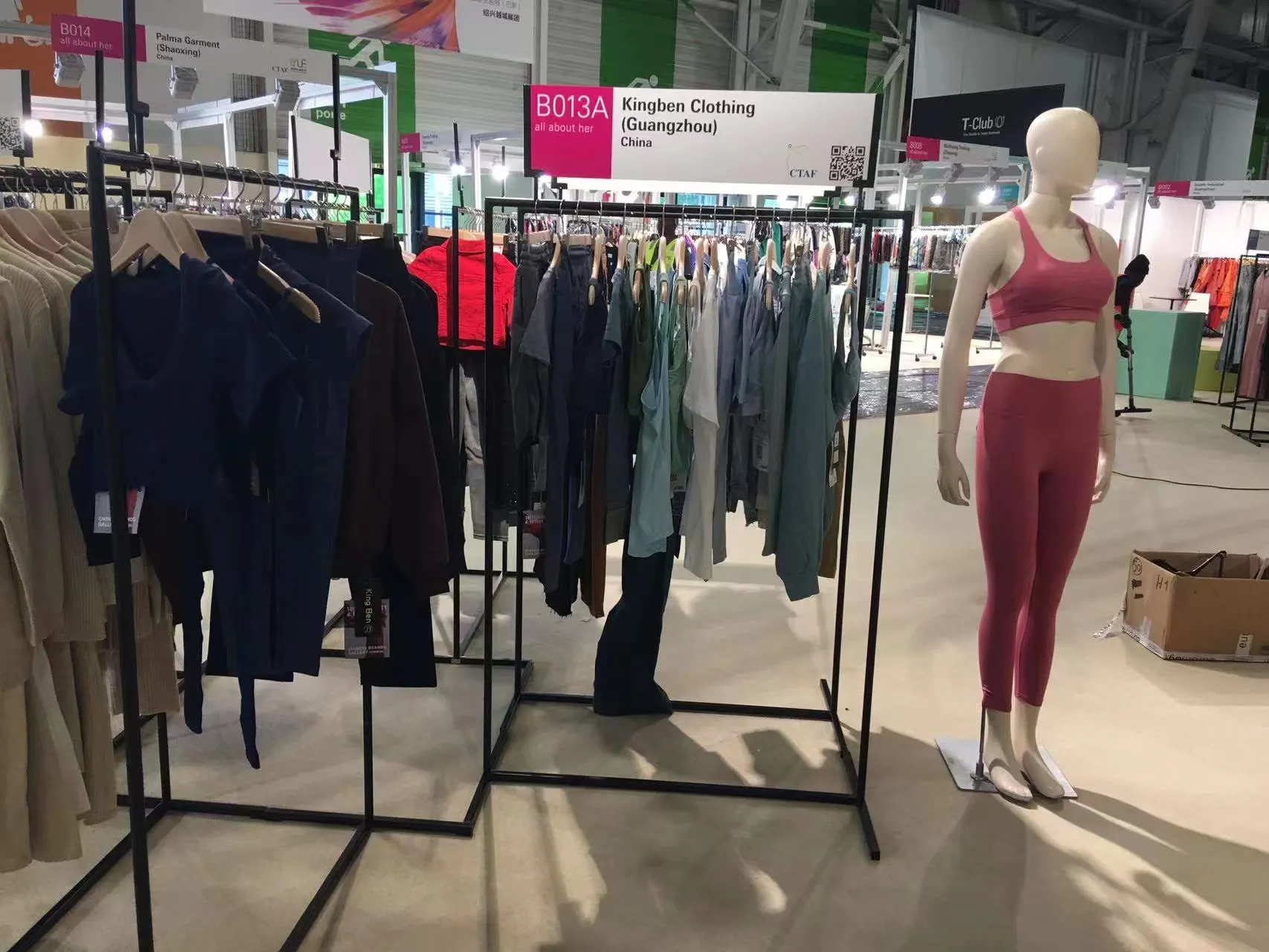 Kingben Sports exhibiting at an international activewear trade show