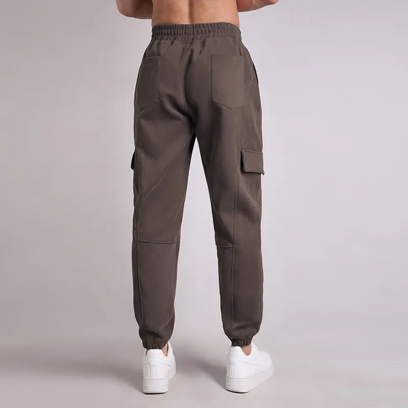 Men's cargo joggers